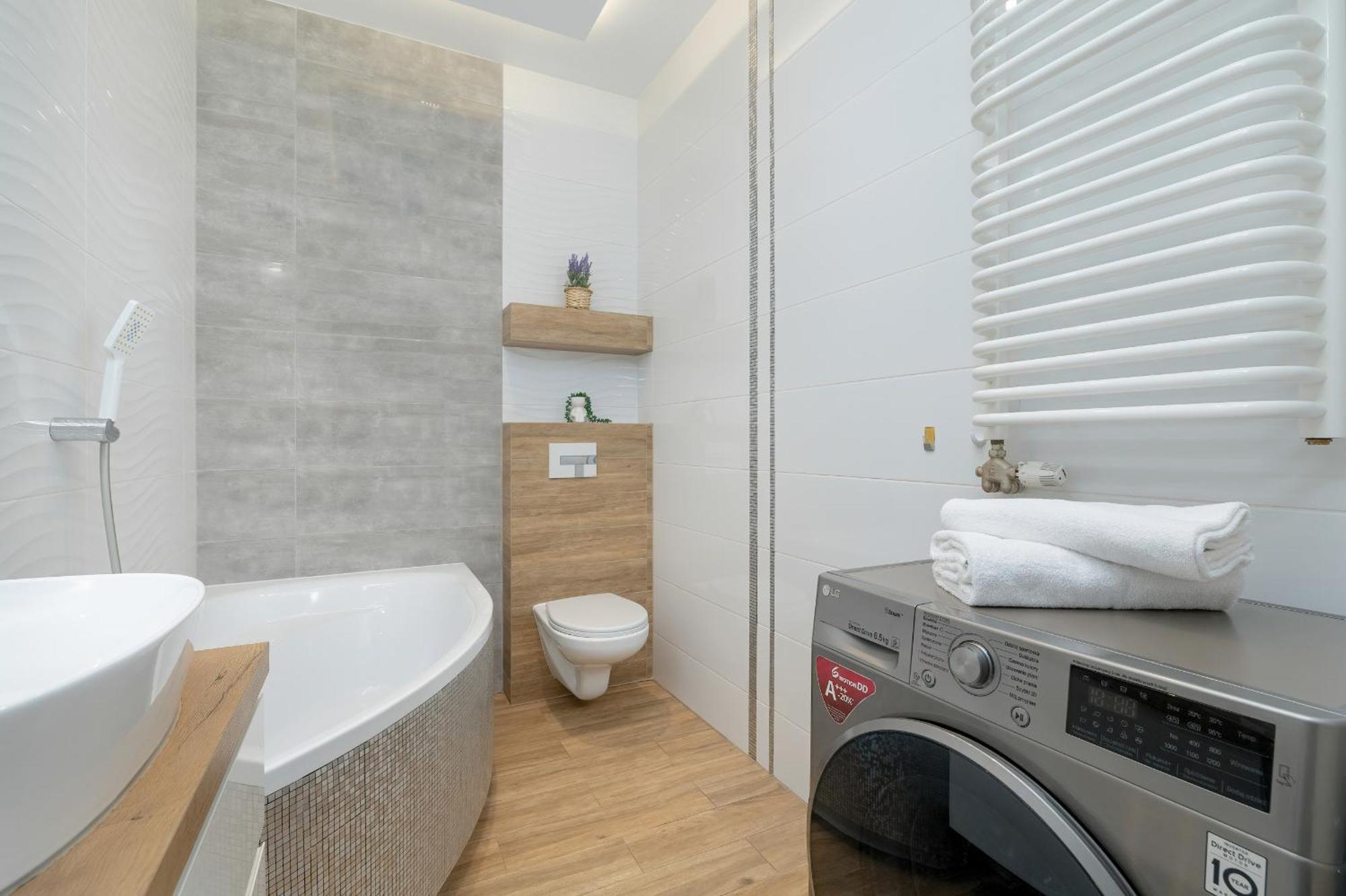Cozy Pachonskiego With Balcony And Parking By Renters * Krakau